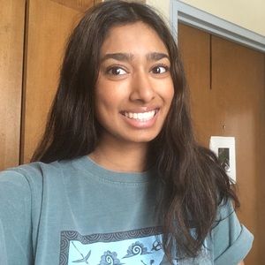 Meet your Posher, Maya